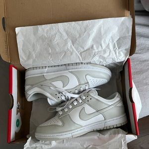 Photon dust dunks size 7.5 Women’s